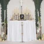 Urne Altar Tisch 02b