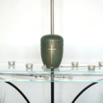 Urne schwarz Gusseisen 8